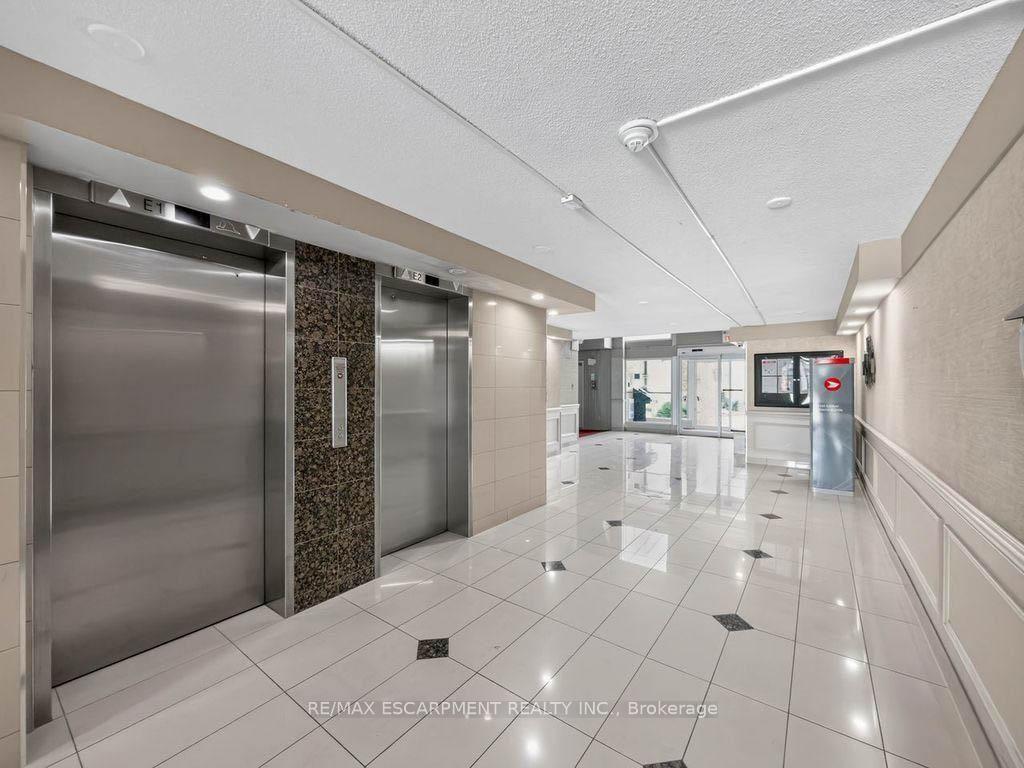 Photo 38 of Unit 227, 2 Valhalla Inn Road, Etobicoke, Islington-City Centre West — HOMEH