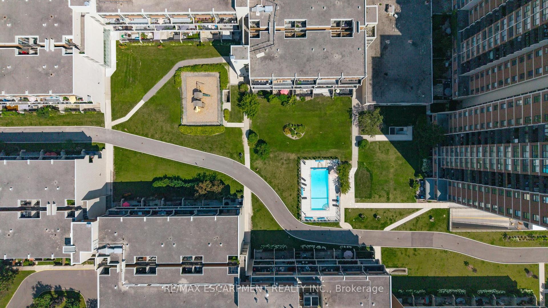 Photo 40 of Unit 227, 2 Valhalla Inn Road, Etobicoke, Islington-City Centre West — HOMEH