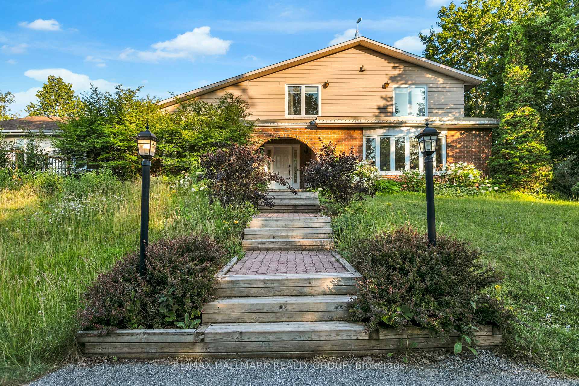 Photo 3 of 7316 Flewellyn Road, Ottawa, Remainder of Stittsville & Area — HOMEH