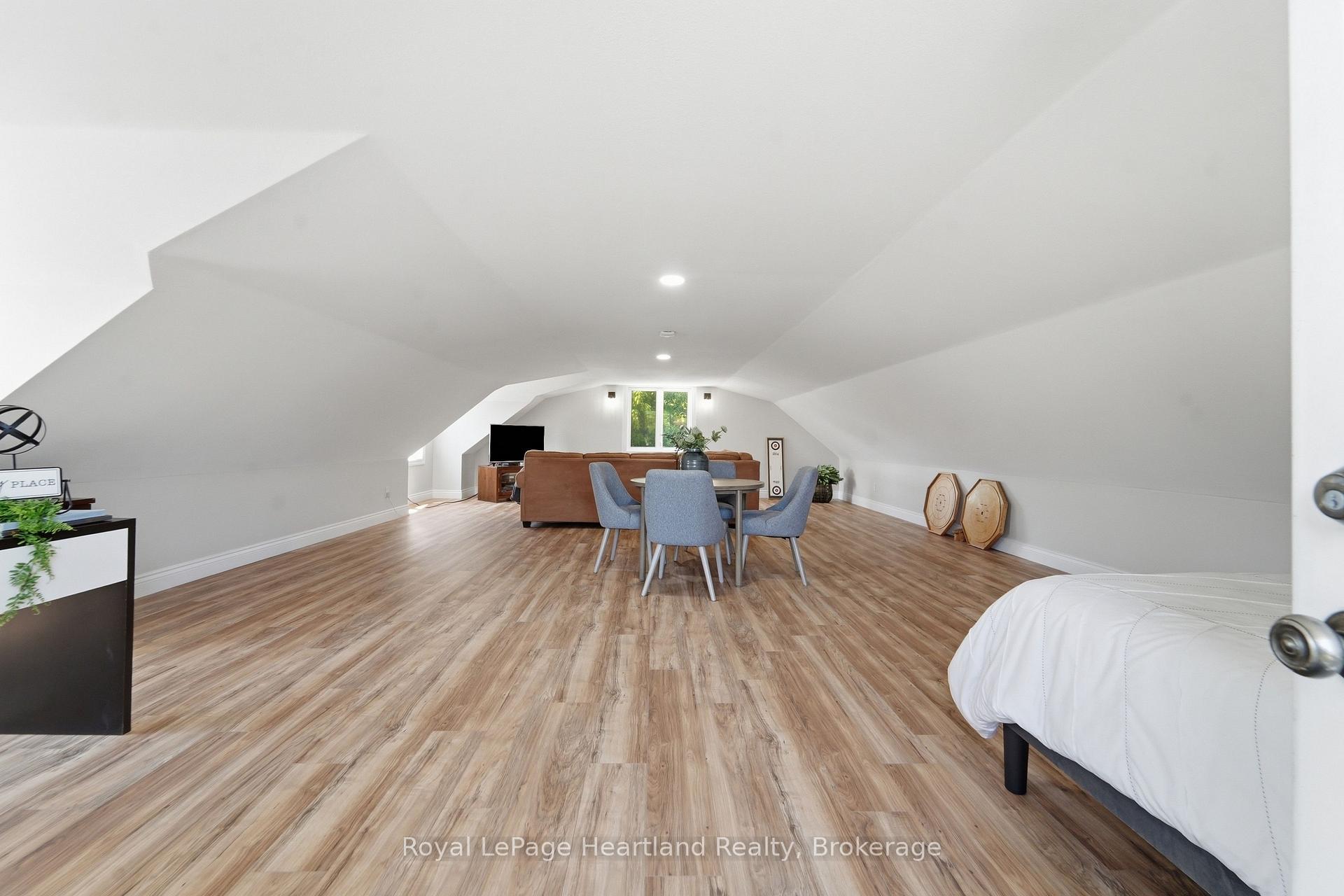 Photo 38 of 80938 Falls Reserve Line, Ashfield-Colborne-Wawanosh, Colborne — HOMEH