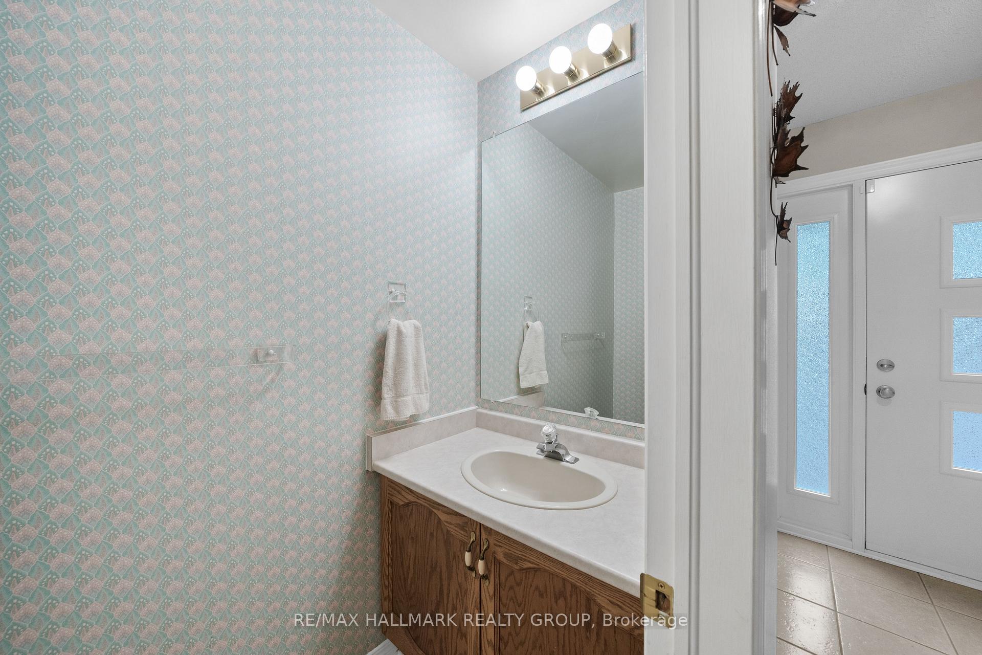Photo 46 of 44 Dunbarton Court, Ottawa, Cardinal Glen — HOMEH
