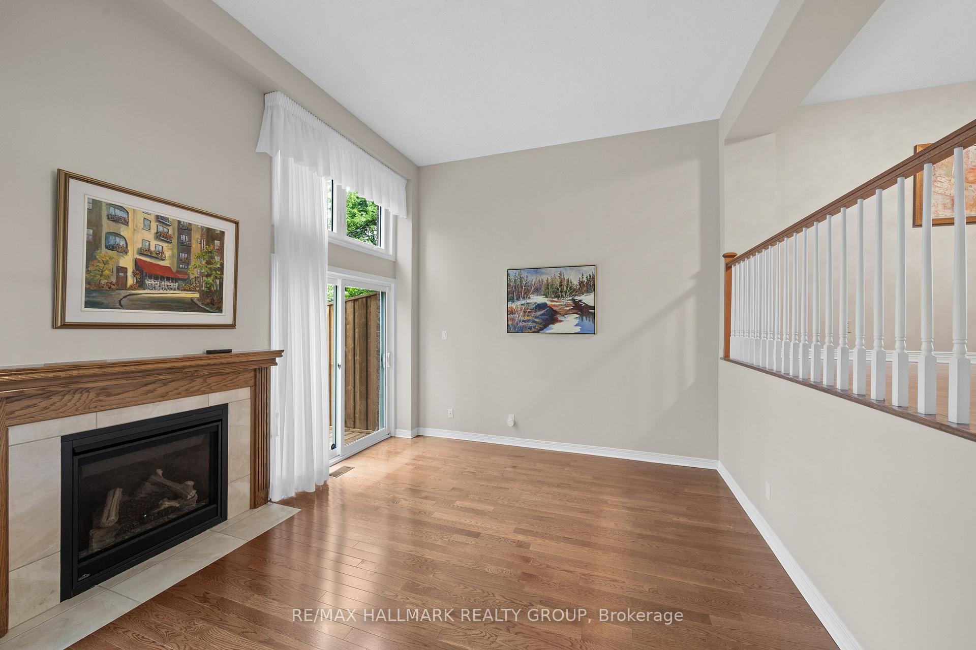 Photo 7 of 44 Dunbarton Court, Ottawa, Cardinal Glen — HOMEH