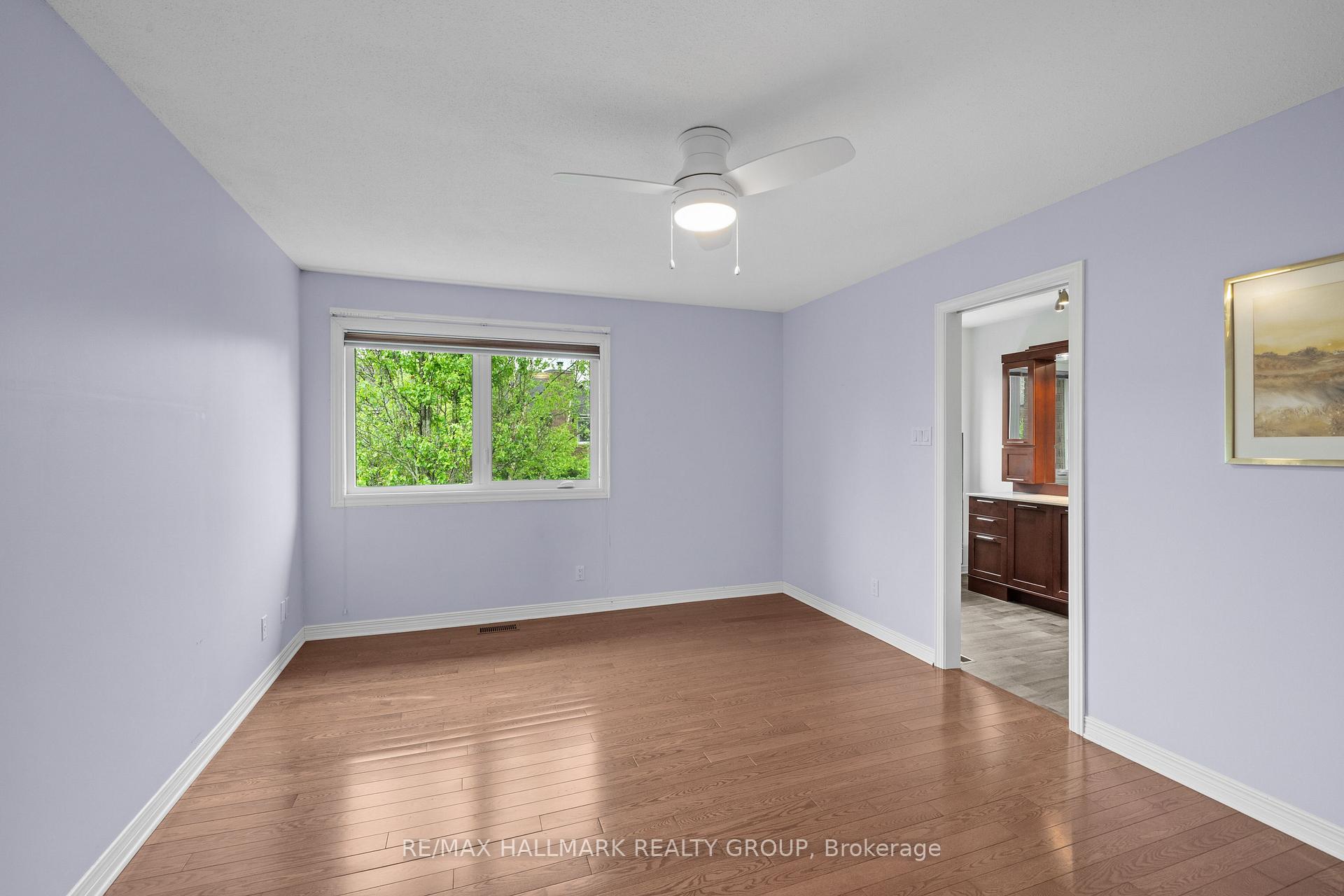 Photo 24 of 44 Dunbarton Court, Ottawa, Cardinal Glen — HOMEH