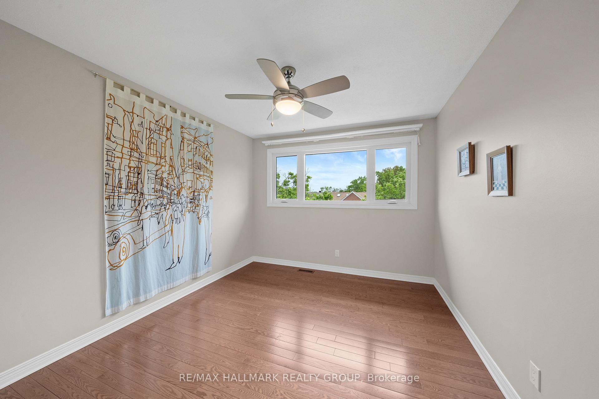 Photo 29 of 44 Dunbarton Court, Ottawa, Cardinal Glen — HOMEH
