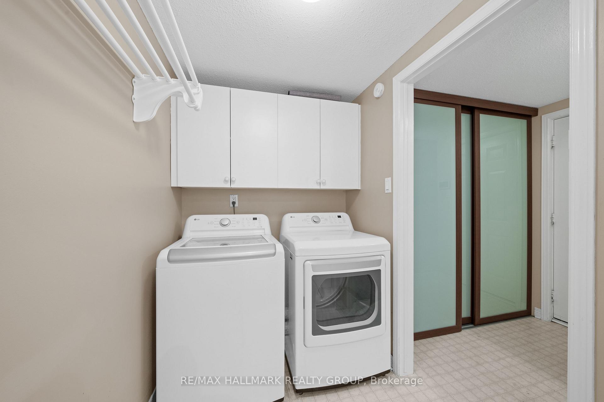 Photo 35 of 44 Dunbarton Court, Ottawa, Cardinal Glen — HOMEH