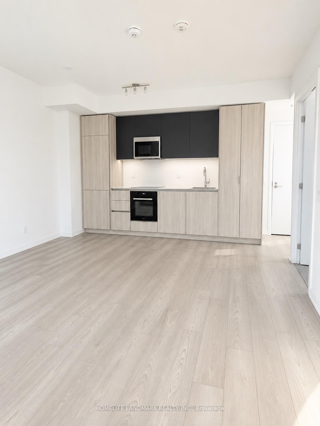 Photo 6 of Unit 1020, 400 King Street W, Toronto, Waterfront Communities — HOMEH