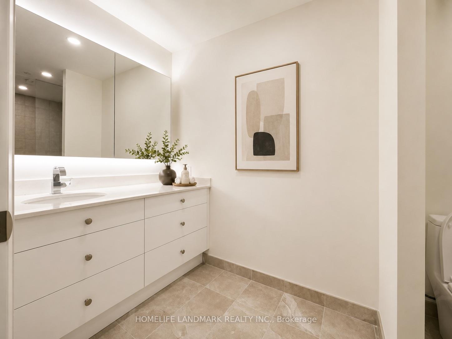 Photo 6 of Unit 503, 285 Avenue Road, Toronto, Yonge-St. Clair — HOMEH
