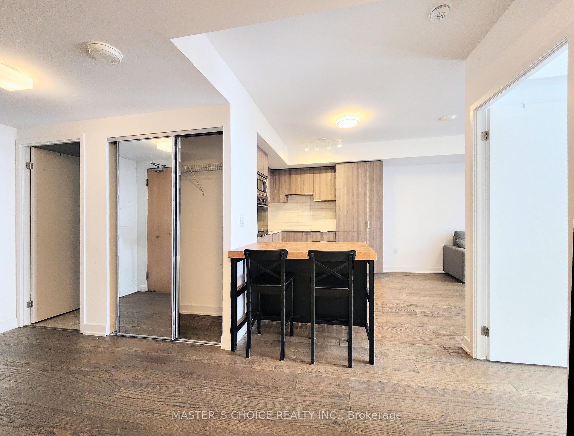 Photo 2 of Unit 3407, 11 Wellesley Street W, Toronto, Bay Street Corridor — HOMEH