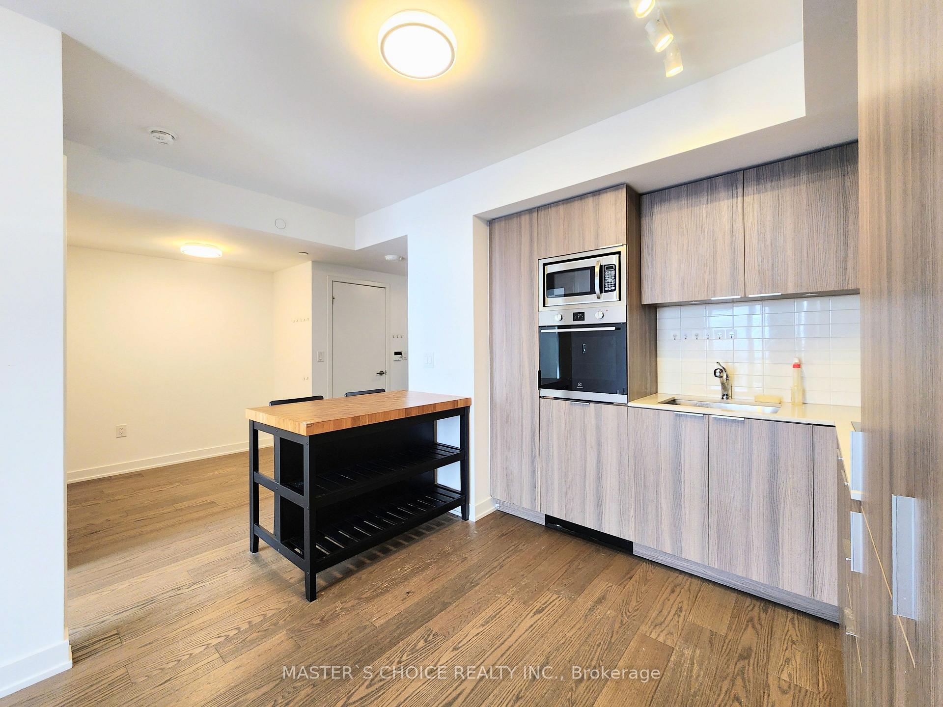 Photo 5 of Unit 3407, 11 Wellesley Street W, Toronto, Bay Street Corridor — HOMEH