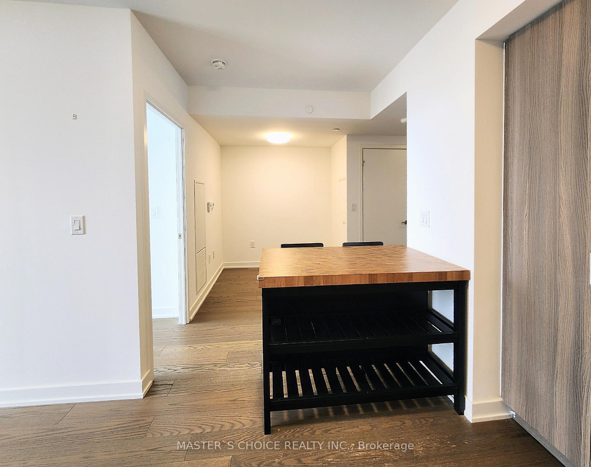 Photo 6 of Unit 3407, 11 Wellesley Street W, Toronto, Bay Street Corridor — HOMEH