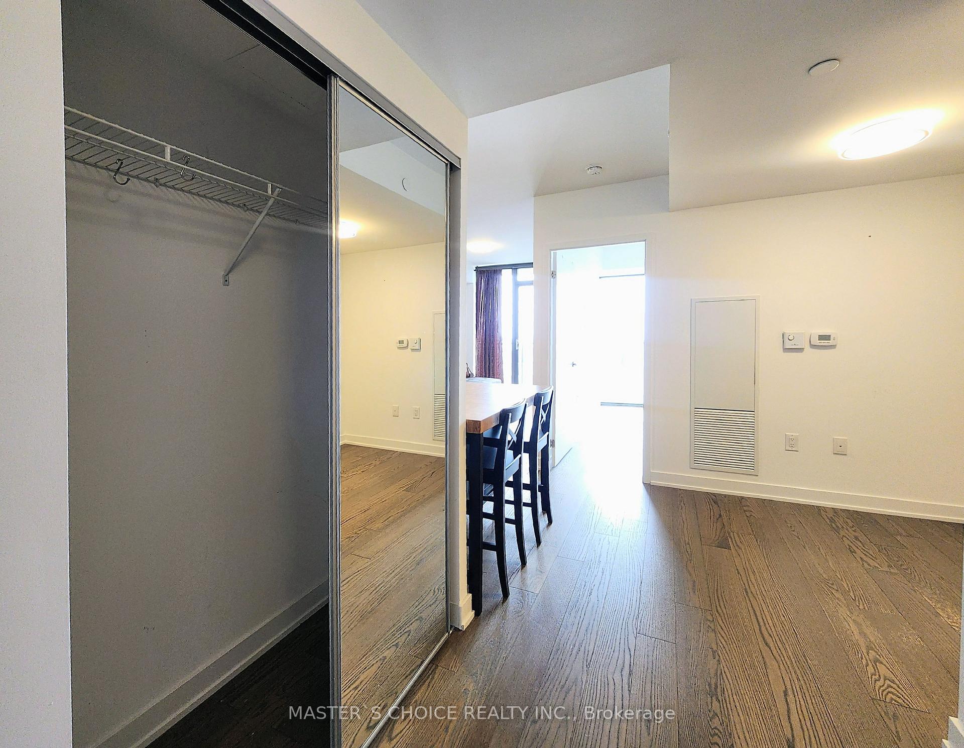 Photo 9 of Unit 3407, 11 Wellesley Street W, Toronto, Bay Street Corridor — HOMEH