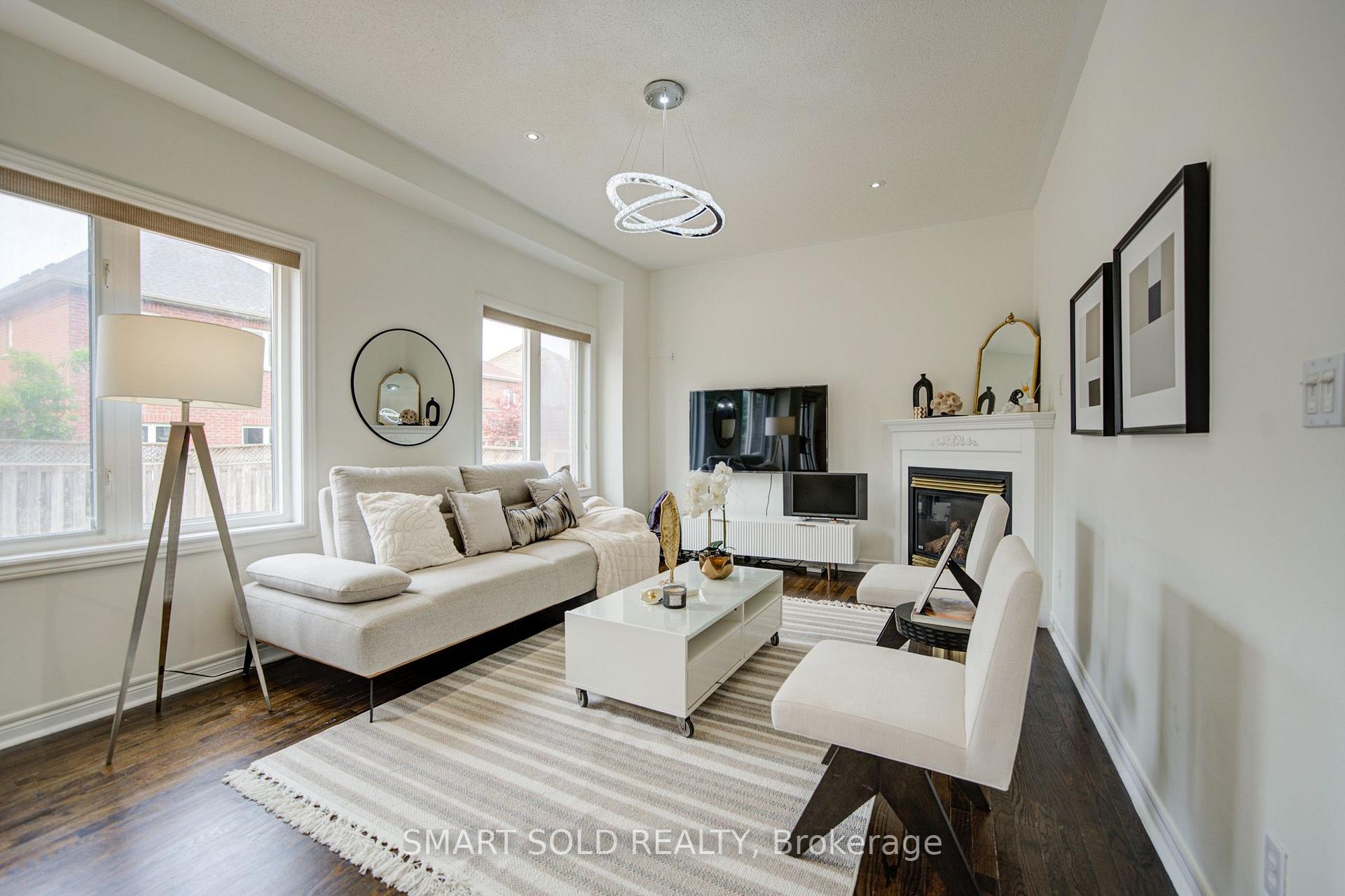 Photo 12 of 48 Ravel Drive, Vaughan, Patterson — HOMEH