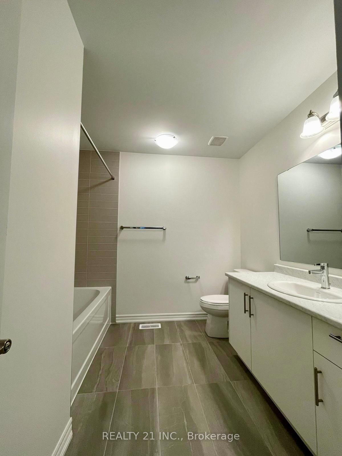 Photo 15 of 156 Shepherd Drive, Barrie, Rural Barrie Southeast — HOMEH