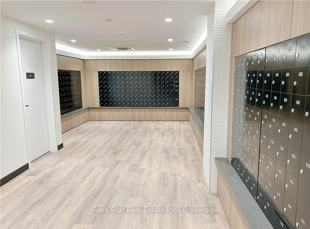 Photo 5 of Unit 629, 7950 Bathurst Street, Vaughan, Beverley Glen — HOMEH