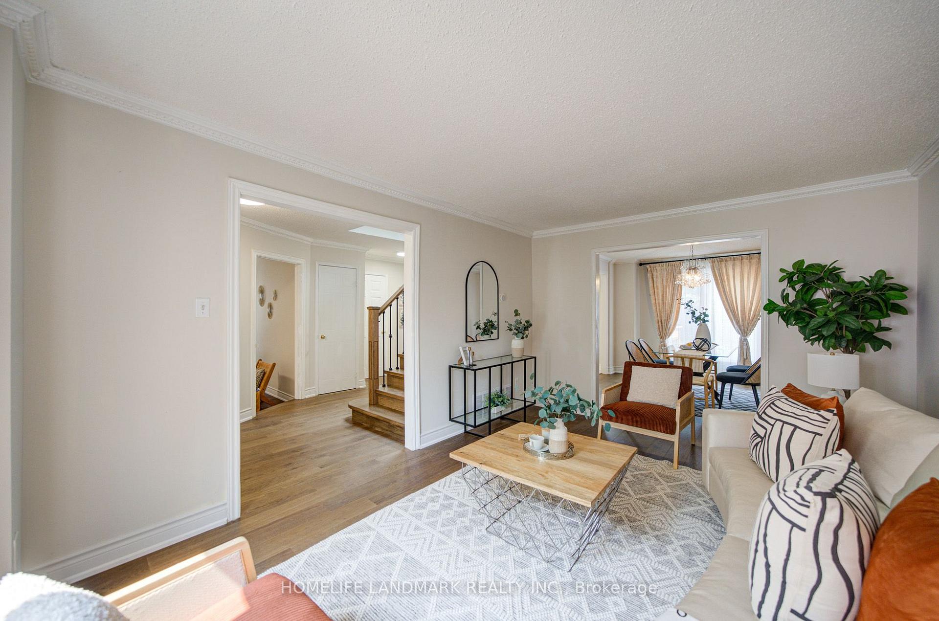 Photo 10 of 1091 Queens Avenue, Oakville, College Park — HOMEH