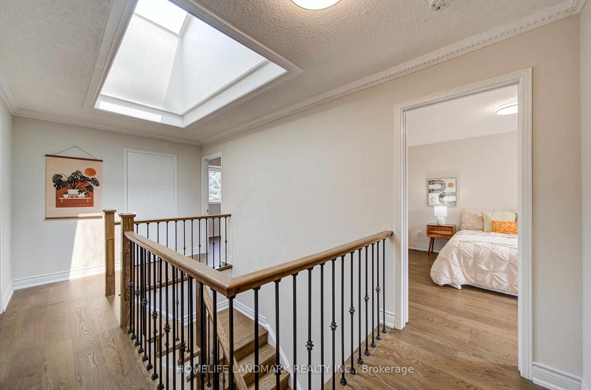 Photo 21 of 1091 Queens Avenue, Oakville, College Park — HOMEH