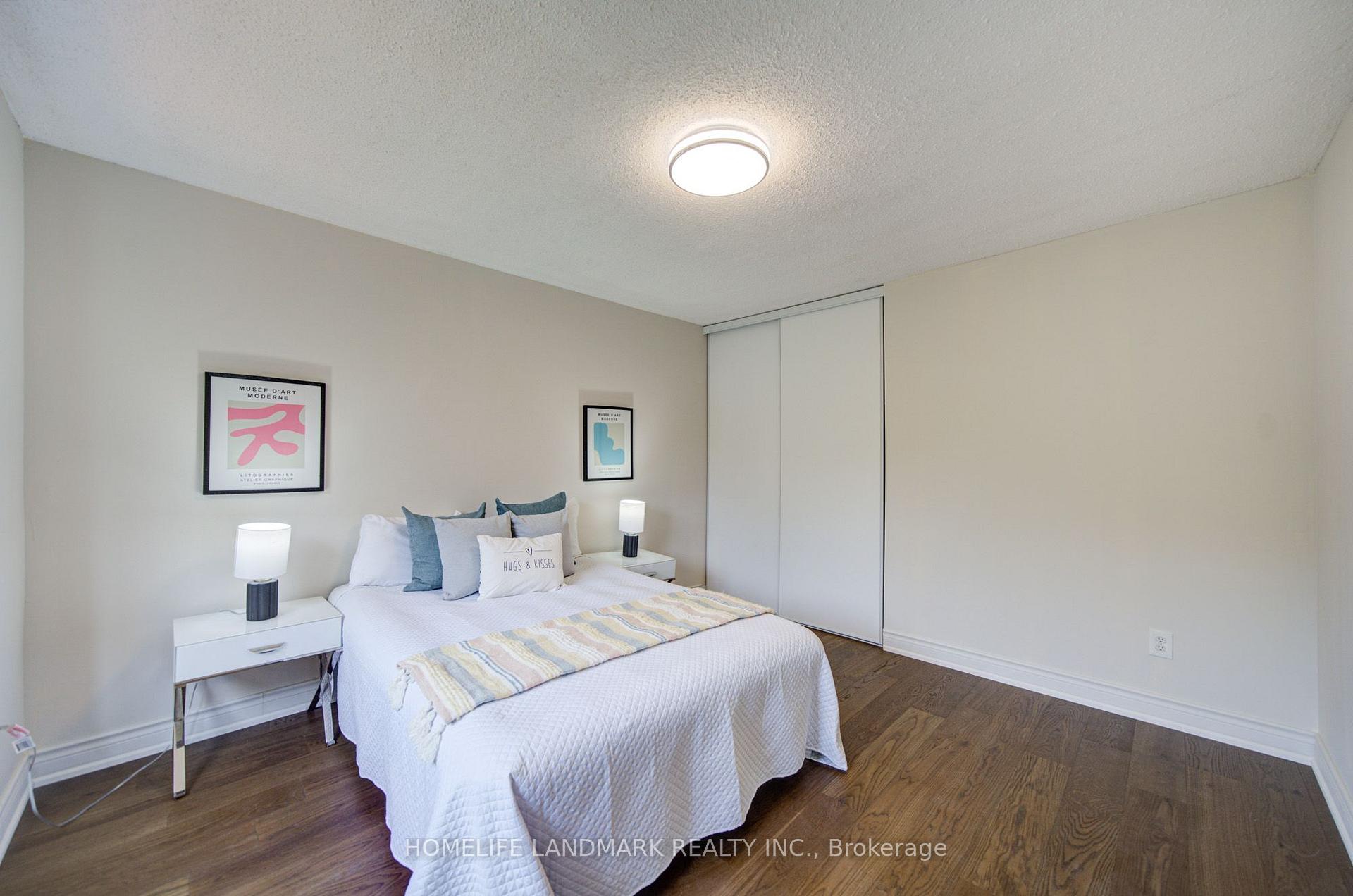 Photo 23 of 1091 Queens Avenue, Oakville, College Park — HOMEH