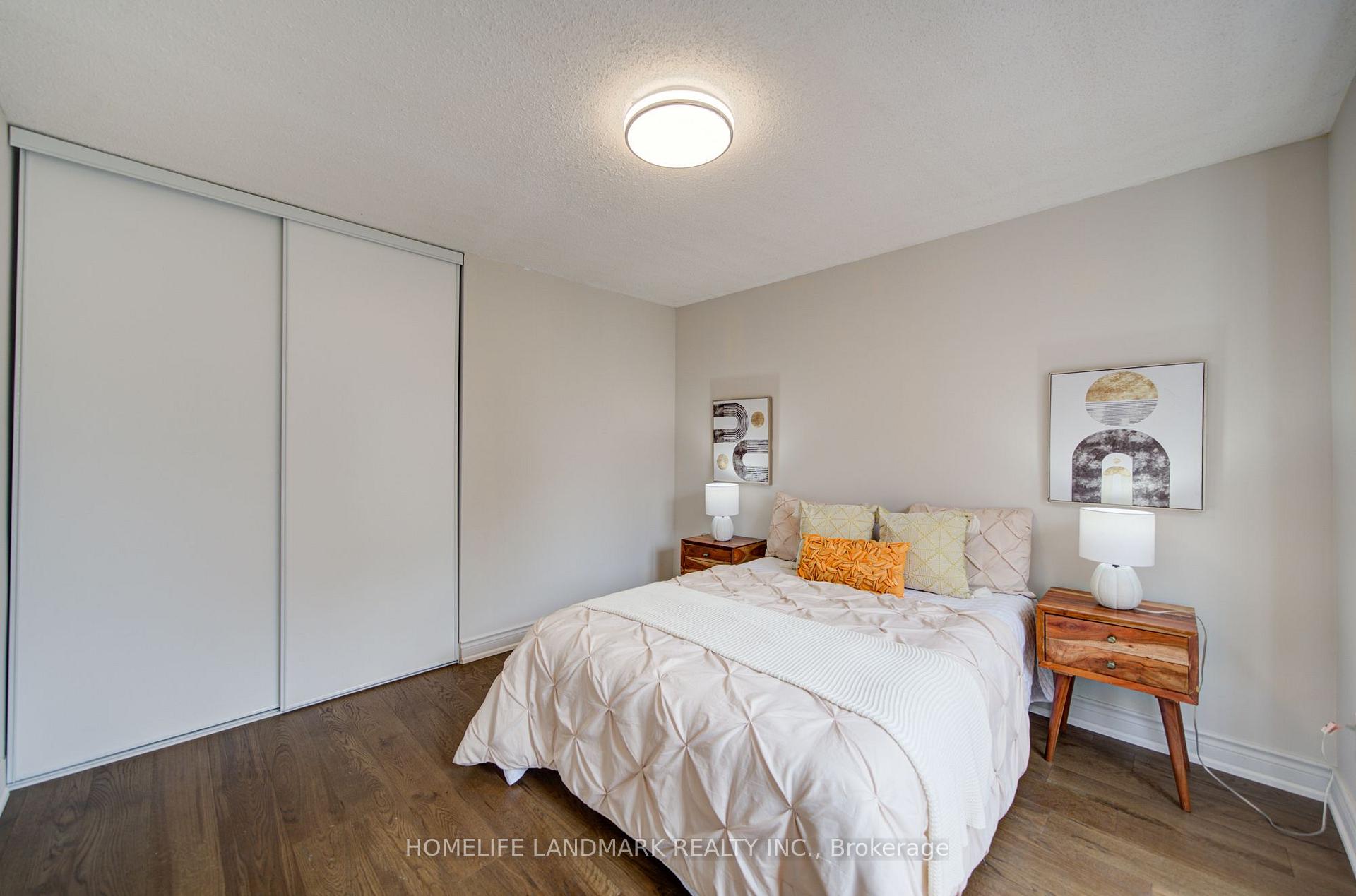 Photo 30 of 1091 Queens Avenue, Oakville, College Park — HOMEH