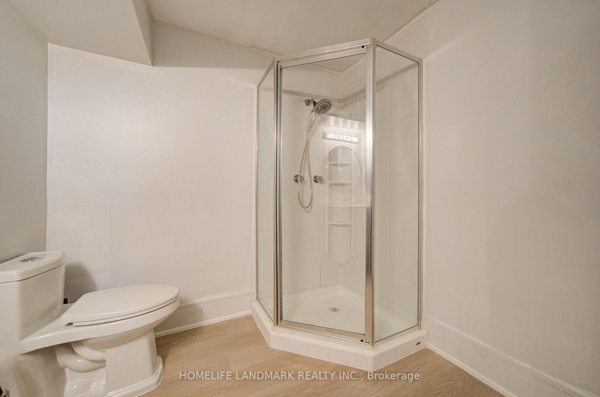 Photo 41 of 1091 Queens Avenue, Oakville, College Park — HOMEH