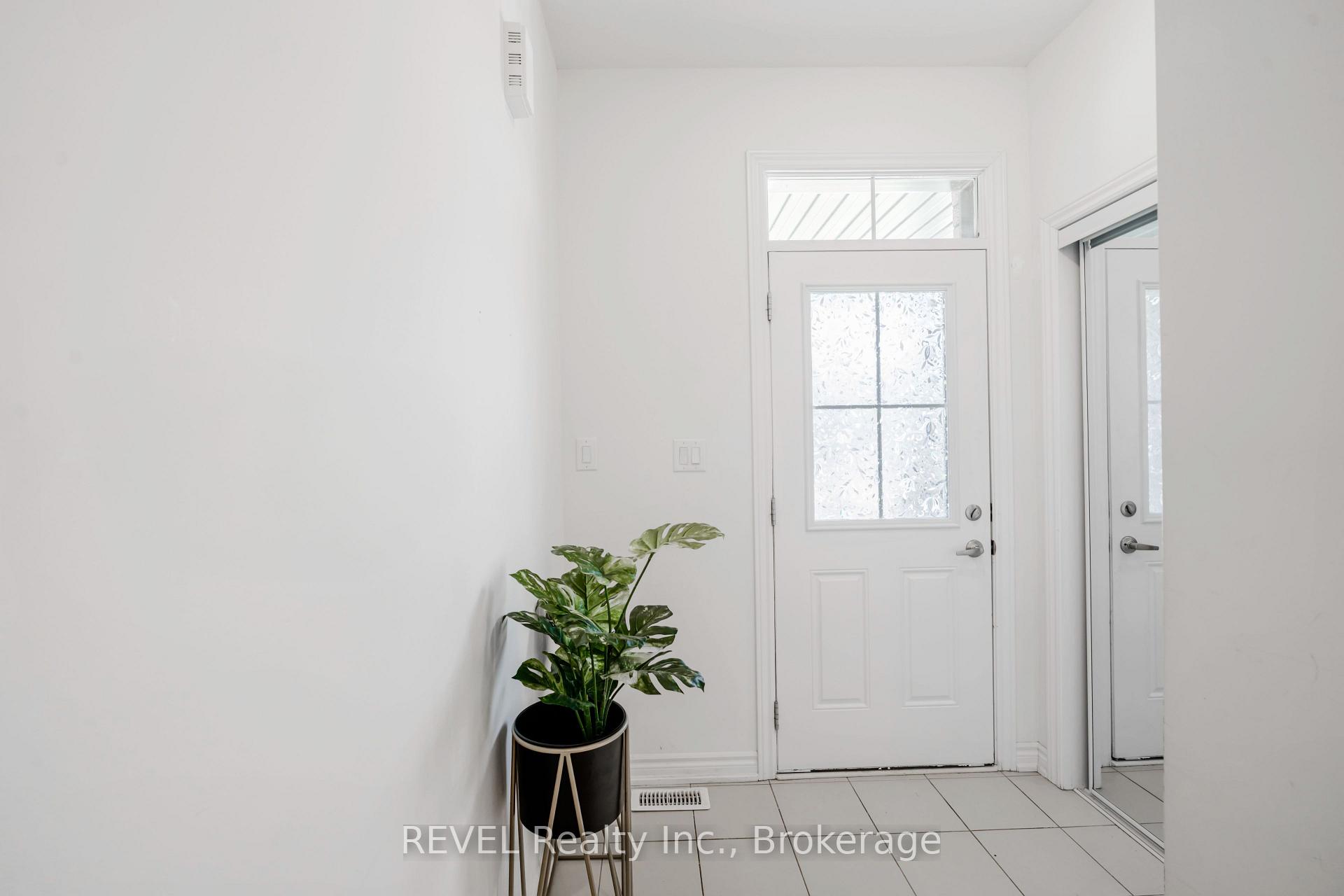 Photo 3 of 20 Ever Sweet Way, Thorold, Rolling Meadows — HOMEH