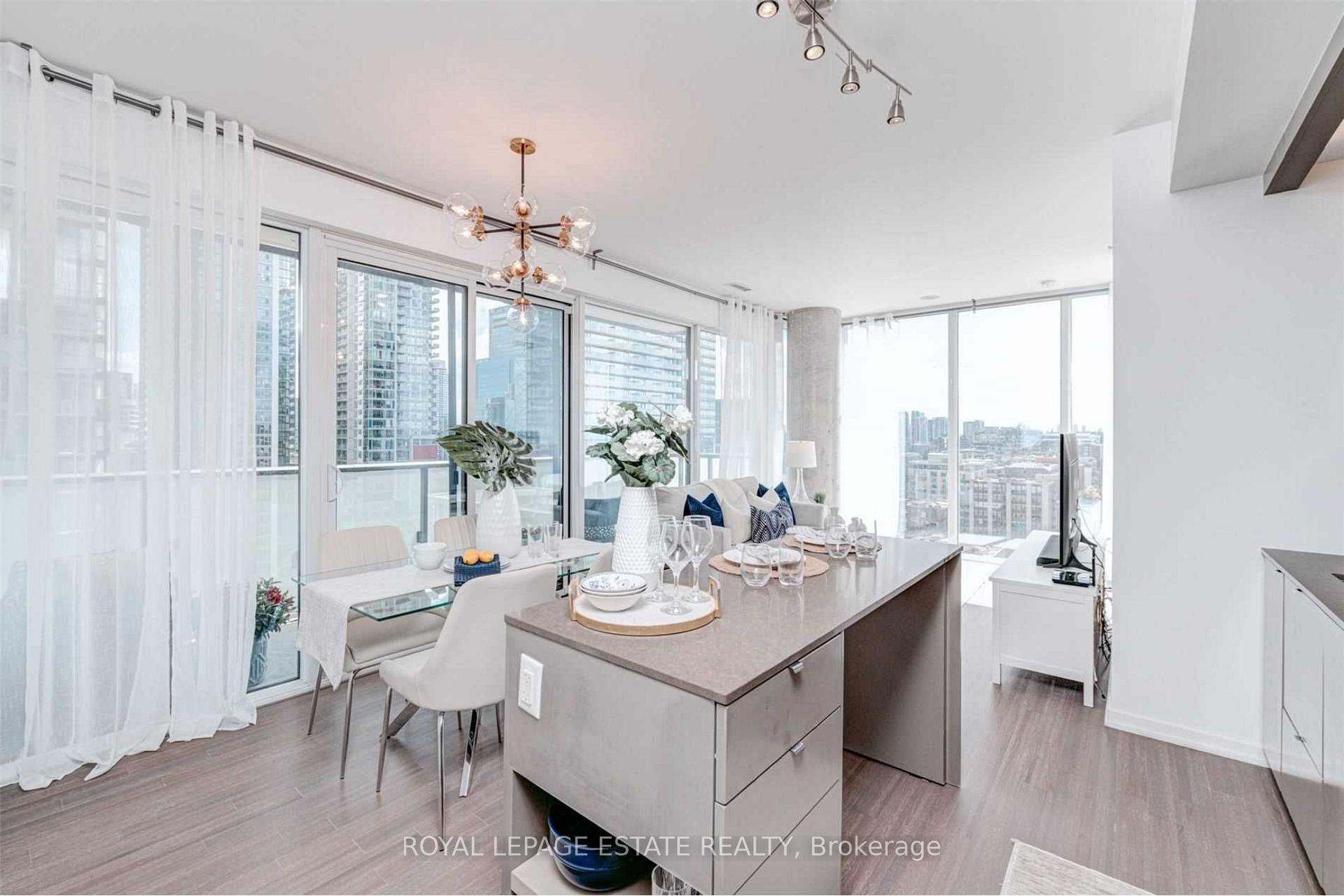 Photo 4 of Unit 1709, 101 Peter Street, Toronto, Waterfront Communities — HOMEH