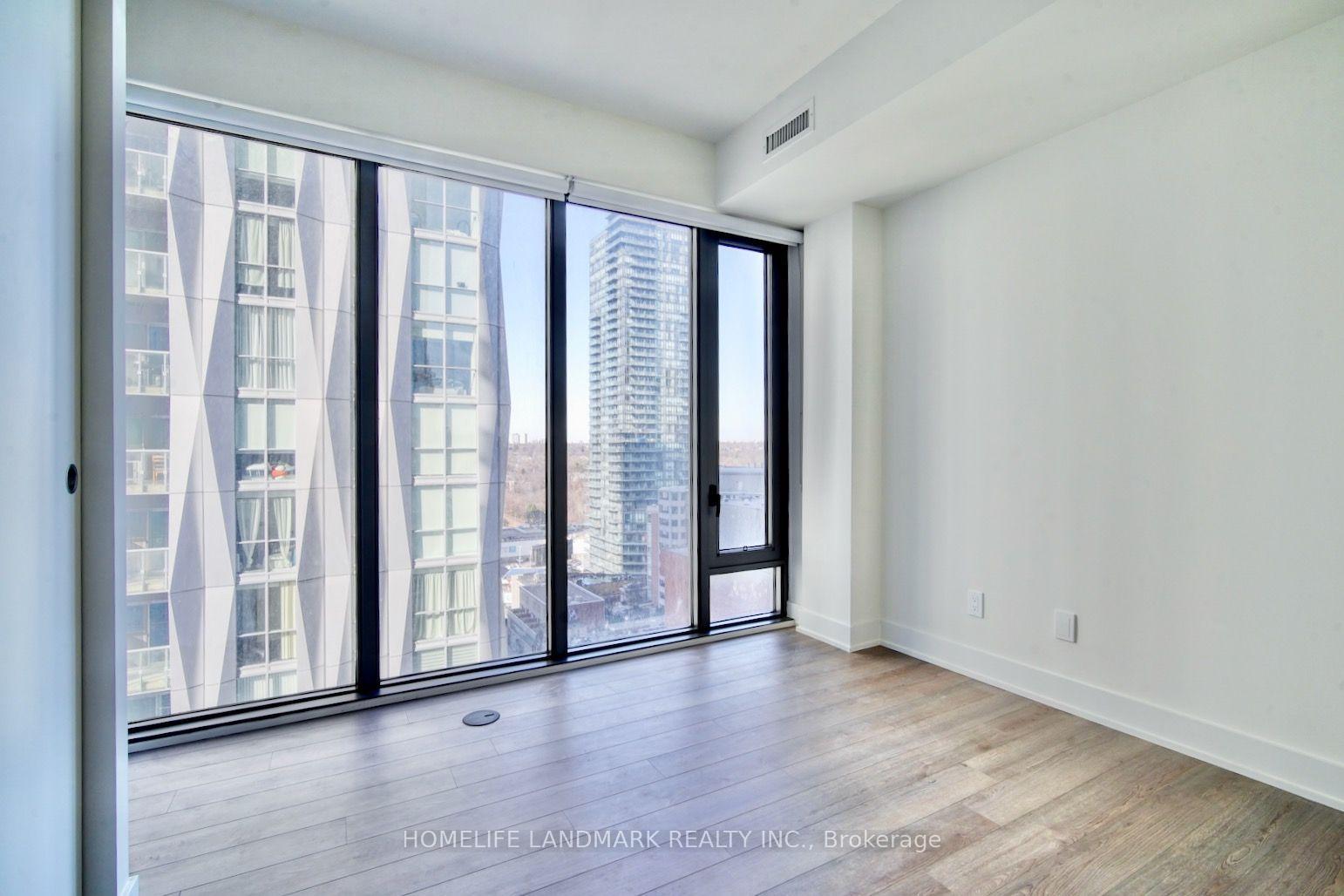 Photo 6 of Unit 1608, 8 Cumberland Street, Toronto, The Annex — HOMEH