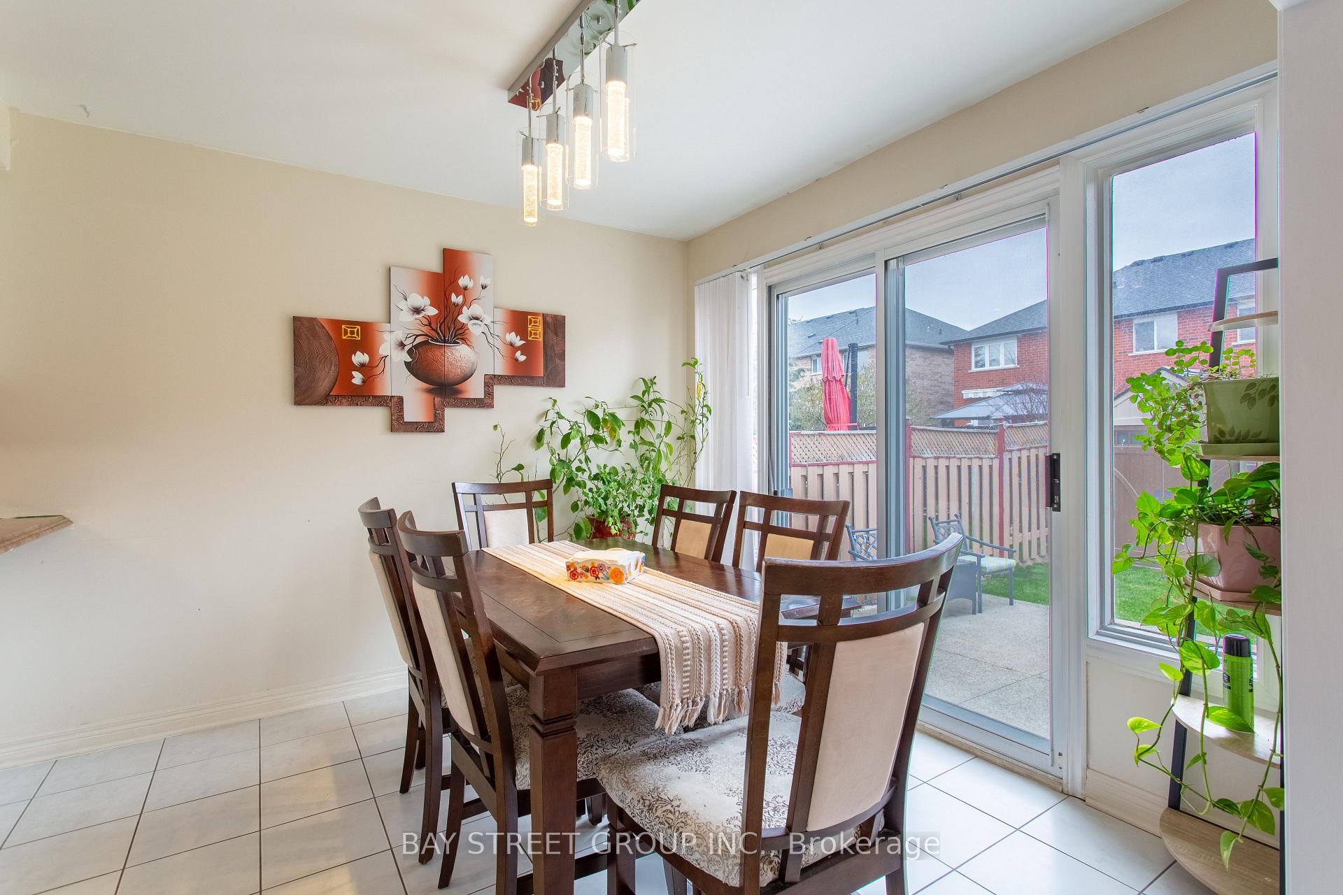 Photo 10 of 5 Cedargrove Road, Caledon, Bolton West — HOMEH