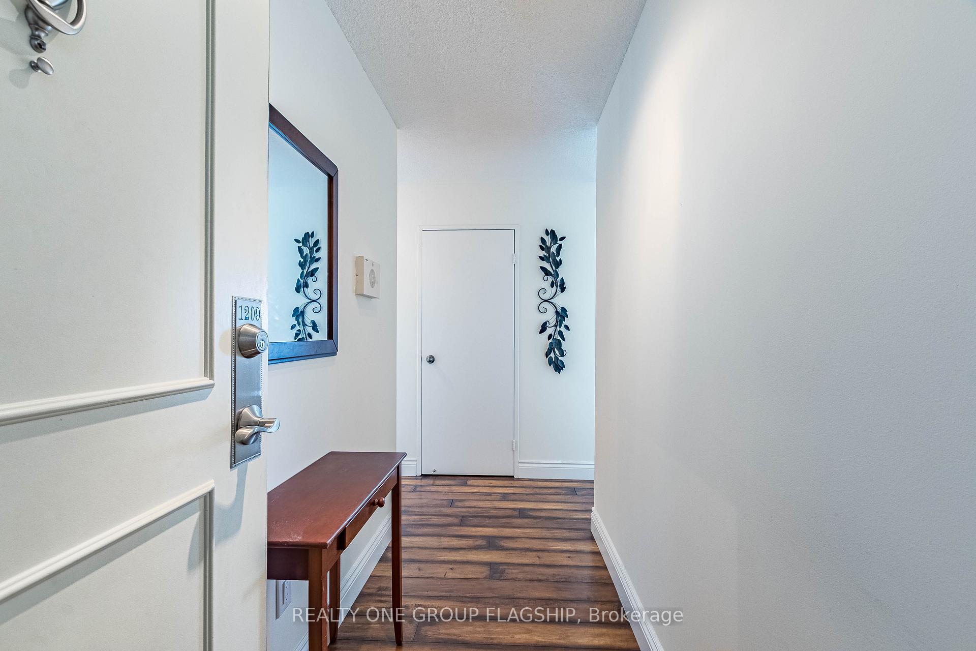Photo 7 of Unit 1209, 50 Elm Drive E, Mississauga, Mississauga Valleys — HOMEH