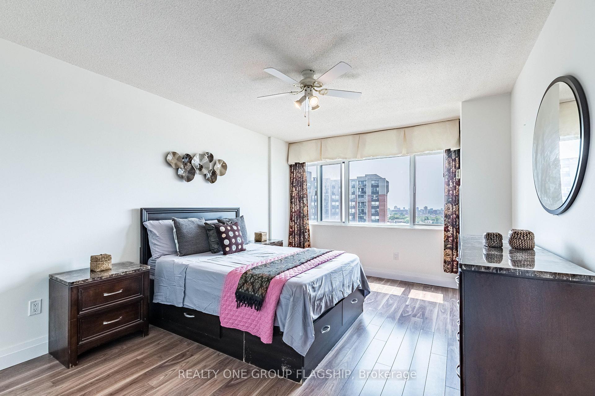 Photo 15 of Unit 1209, 50 Elm Drive E, Mississauga, Mississauga Valleys — HOMEH