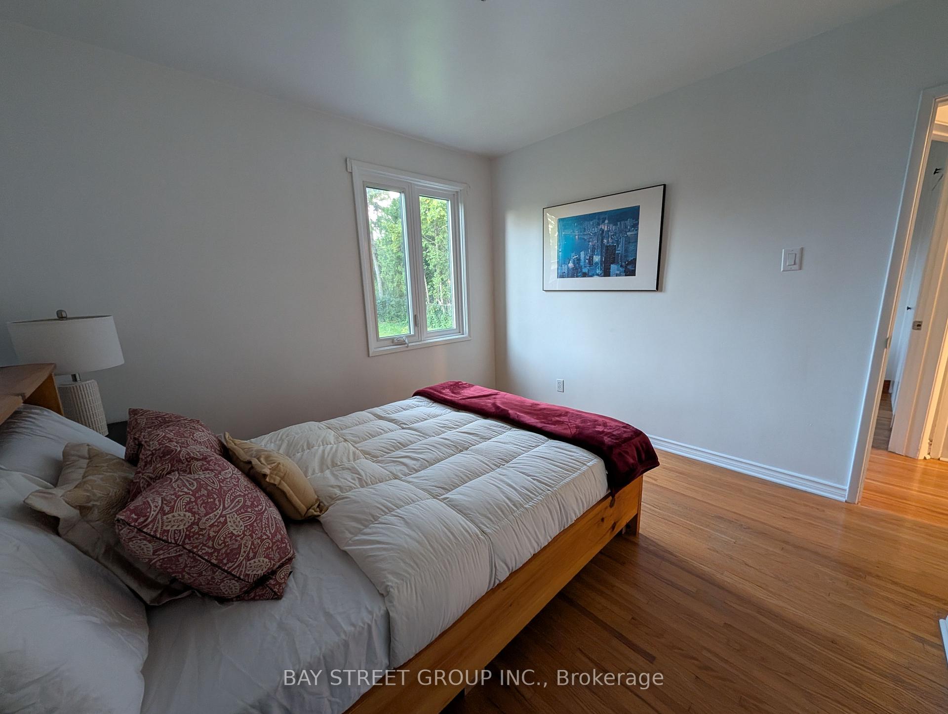 Photo 7 of 88 Frey Crescent, Scarborough, Wexford-Maryvale — HOMEH