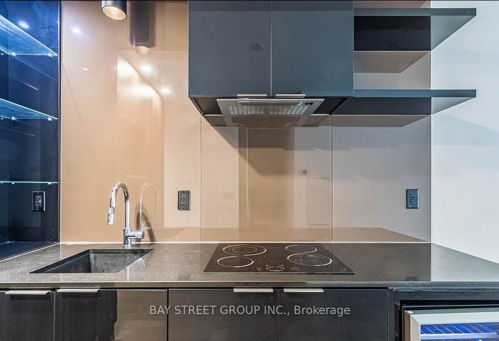 Photo 8 of Unit 1107, 70 Temperance Street, Toronto, Bay Street Corridor — HOMEH