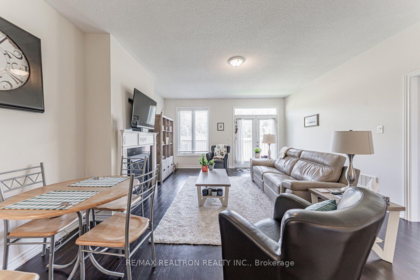 Photo 21 of 33 Washburn Path, Clarington, Courtice — HOMEH