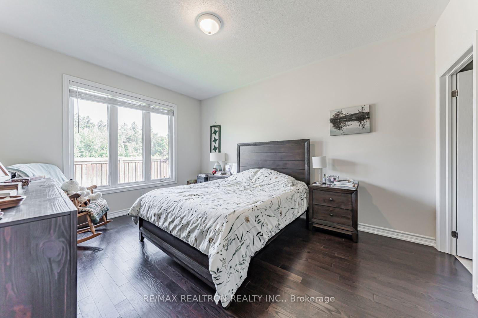 Photo 26 of 33 Washburn Path, Clarington, Courtice — HOMEH