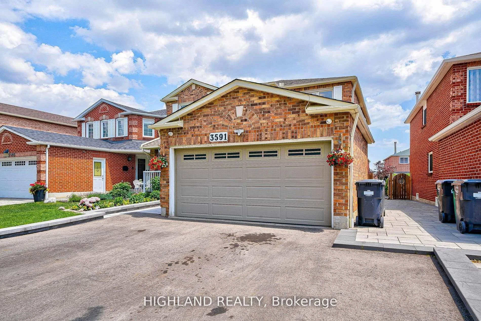 Photo 3 of 3591 Copernicus Drive, Mississauga, Fairview — HOMEH