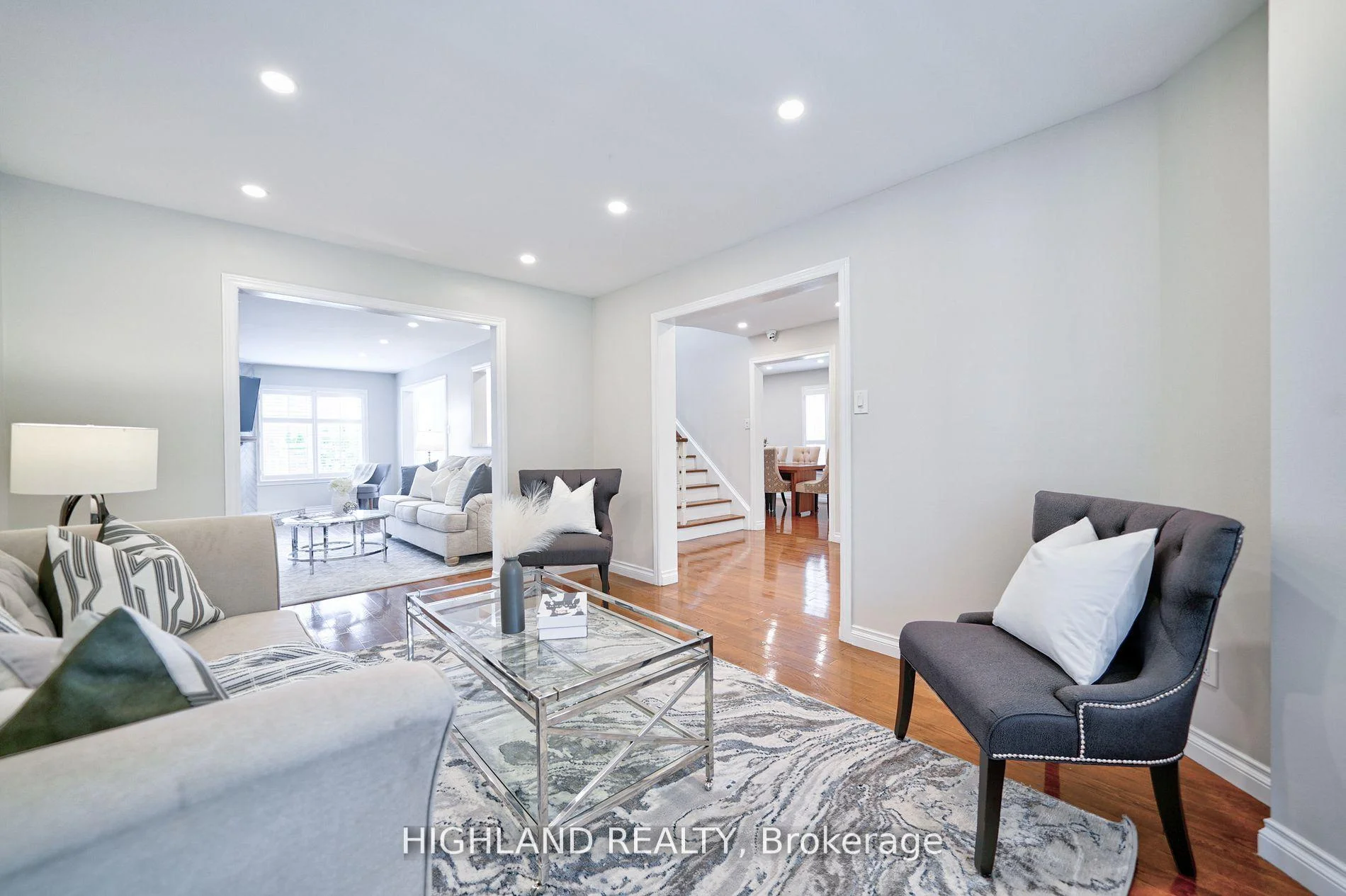 Photo 7 of 3591 Copernicus Drive, Mississauga, Fairview — HOMEH