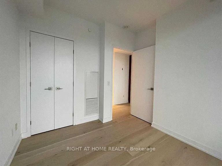 Photo 7 of Unit 4607, 488 University Avenue, Toronto, Kensington-Chinatown — HOMEH