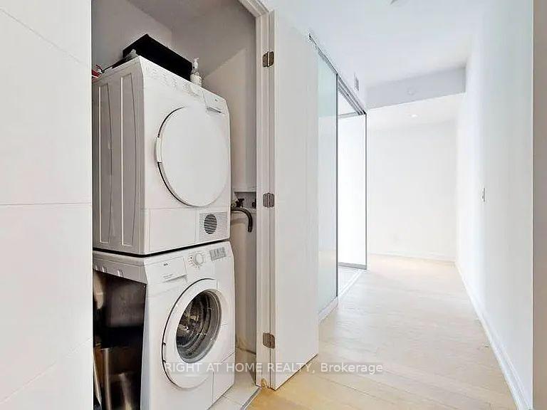 Photo 11 of Unit 4607, 488 University Avenue, Toronto, Kensington-Chinatown — HOMEH