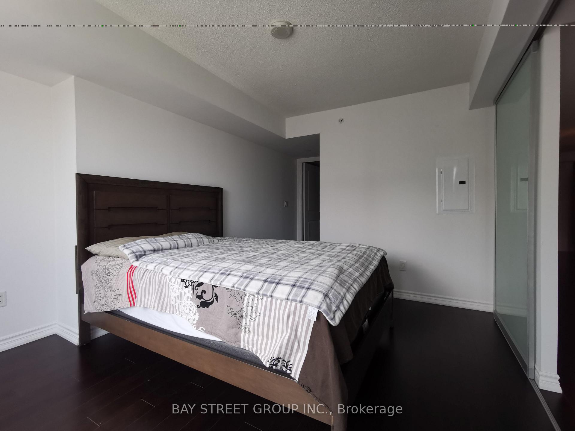 Photo 6 of Unit 1809, 386 Yonge Street, Toronto, Bay Street Corridor — HOMEH