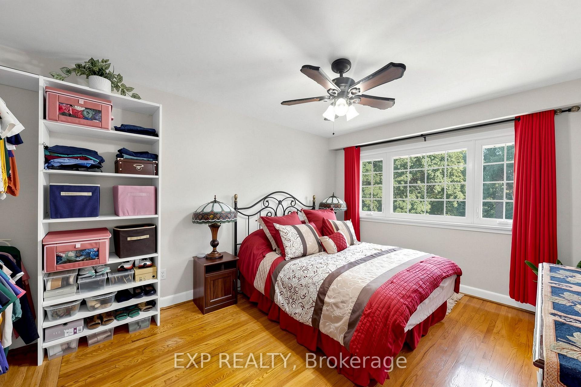 Photo 41 of 77 Letchworth Crescent, North York, Downsview-Roding-CFB — HOMEH