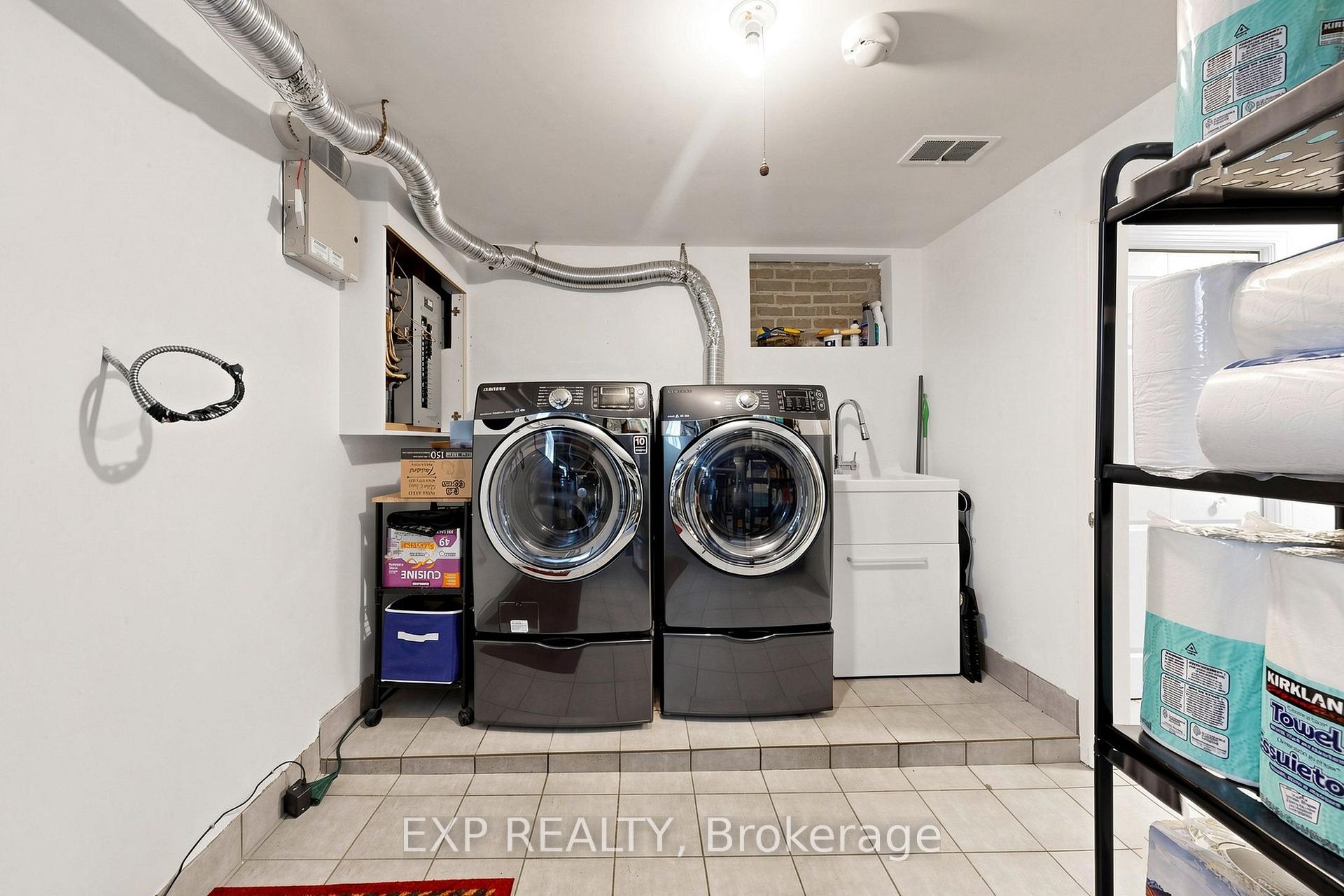 Photo 66 of 77 Letchworth Crescent, North York, Downsview-Roding-CFB — HOMEH