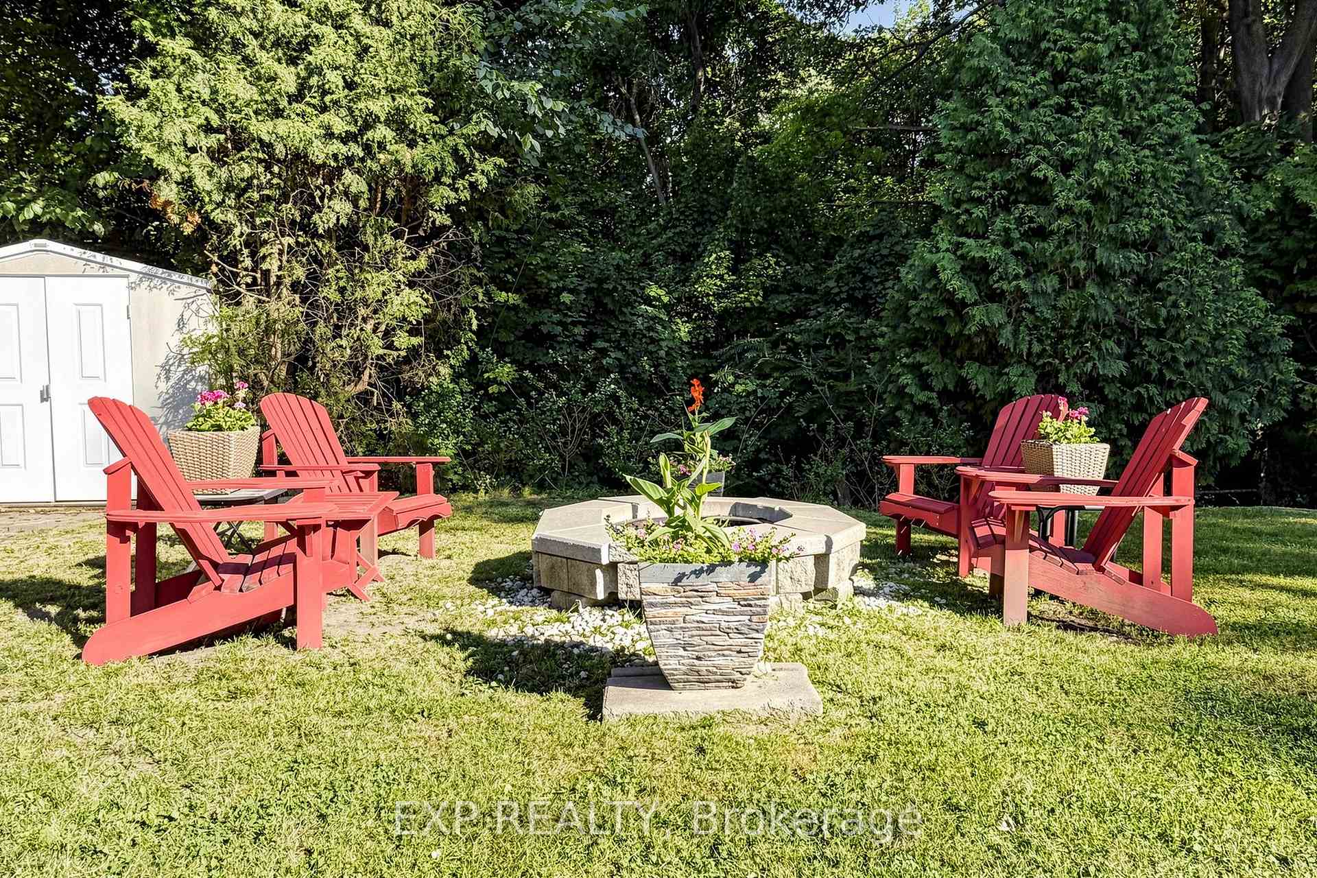 Photo 79 of 77 Letchworth Crescent, North York, Downsview-Roding-CFB — HOMEH
