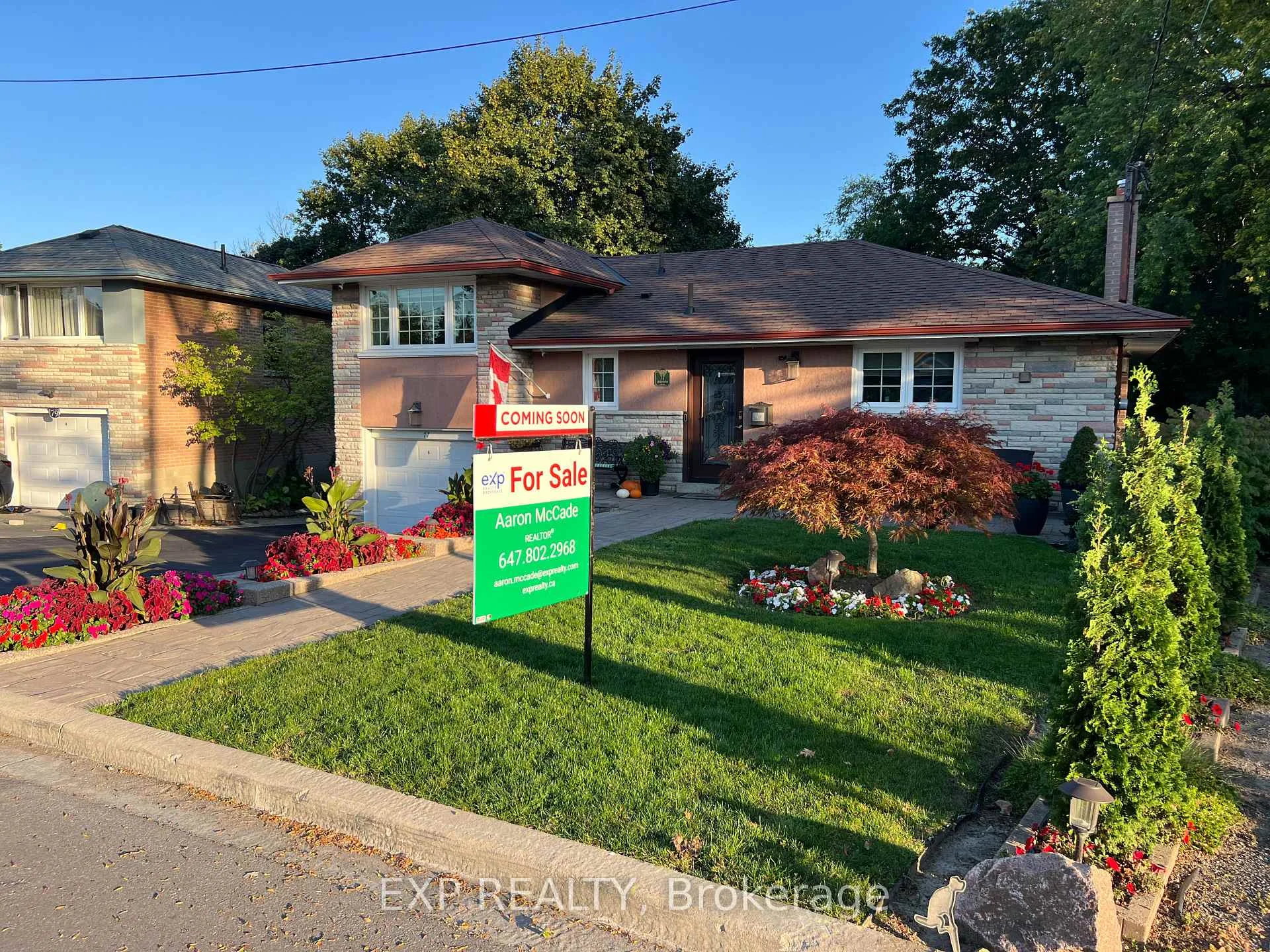 Photo 3 of 77 Letchworth Crescent, North York, Downsview-Roding-CFB — HOMEH