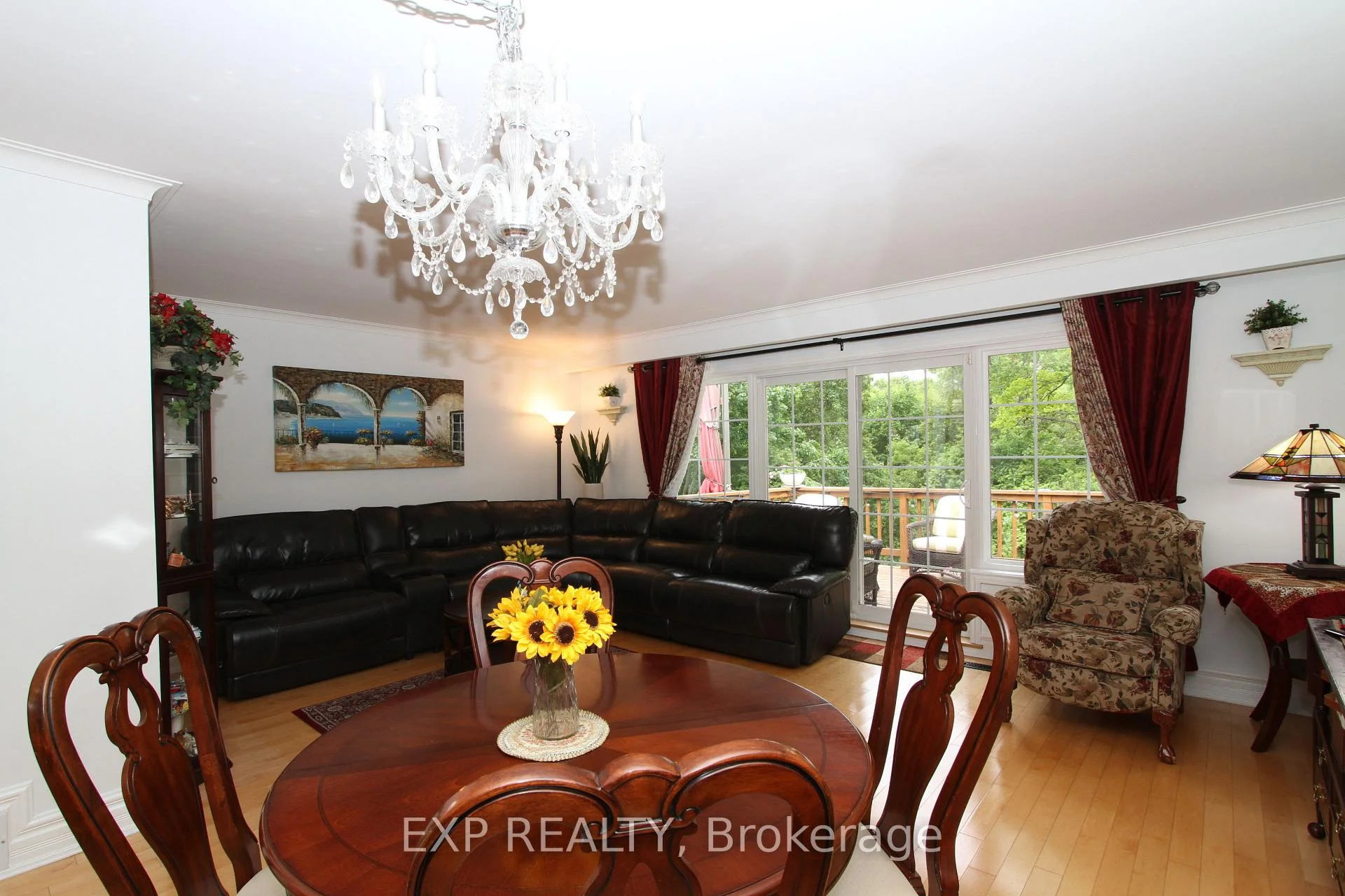 Photo 20 of 77 Letchworth Crescent, North York, Downsview-Roding-CFB — HOMEH