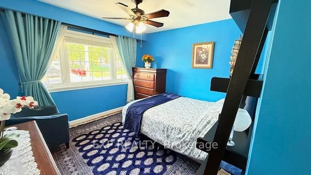 Photo 36 of 77 Letchworth Crescent, North York, Downsview-Roding-CFB — HOMEH