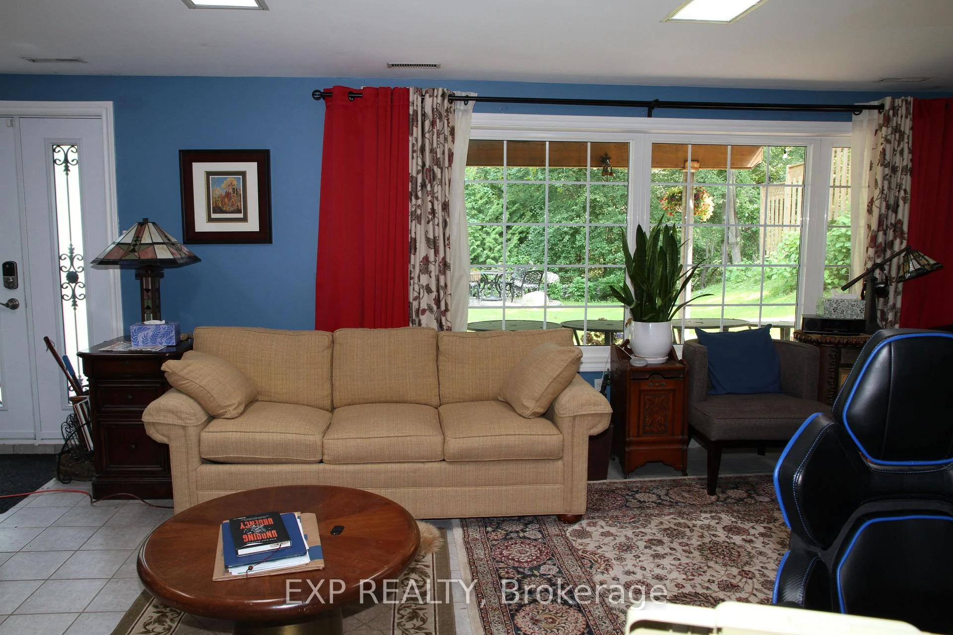 Photo 48 of 77 Letchworth Crescent, North York, Downsview-Roding-CFB — HOMEH