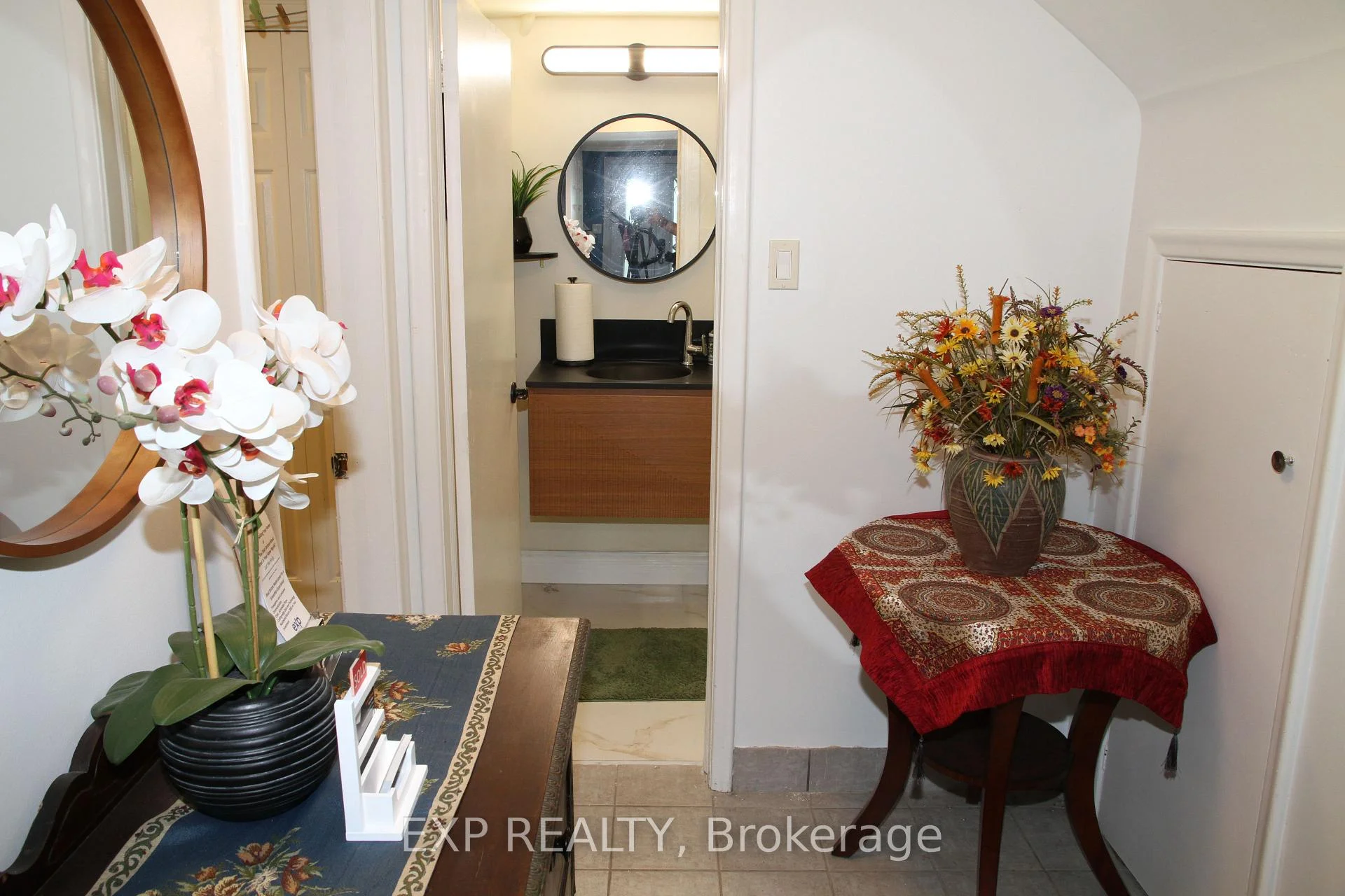 Photo 57 of 77 Letchworth Crescent, North York, Downsview-Roding-CFB — HOMEH