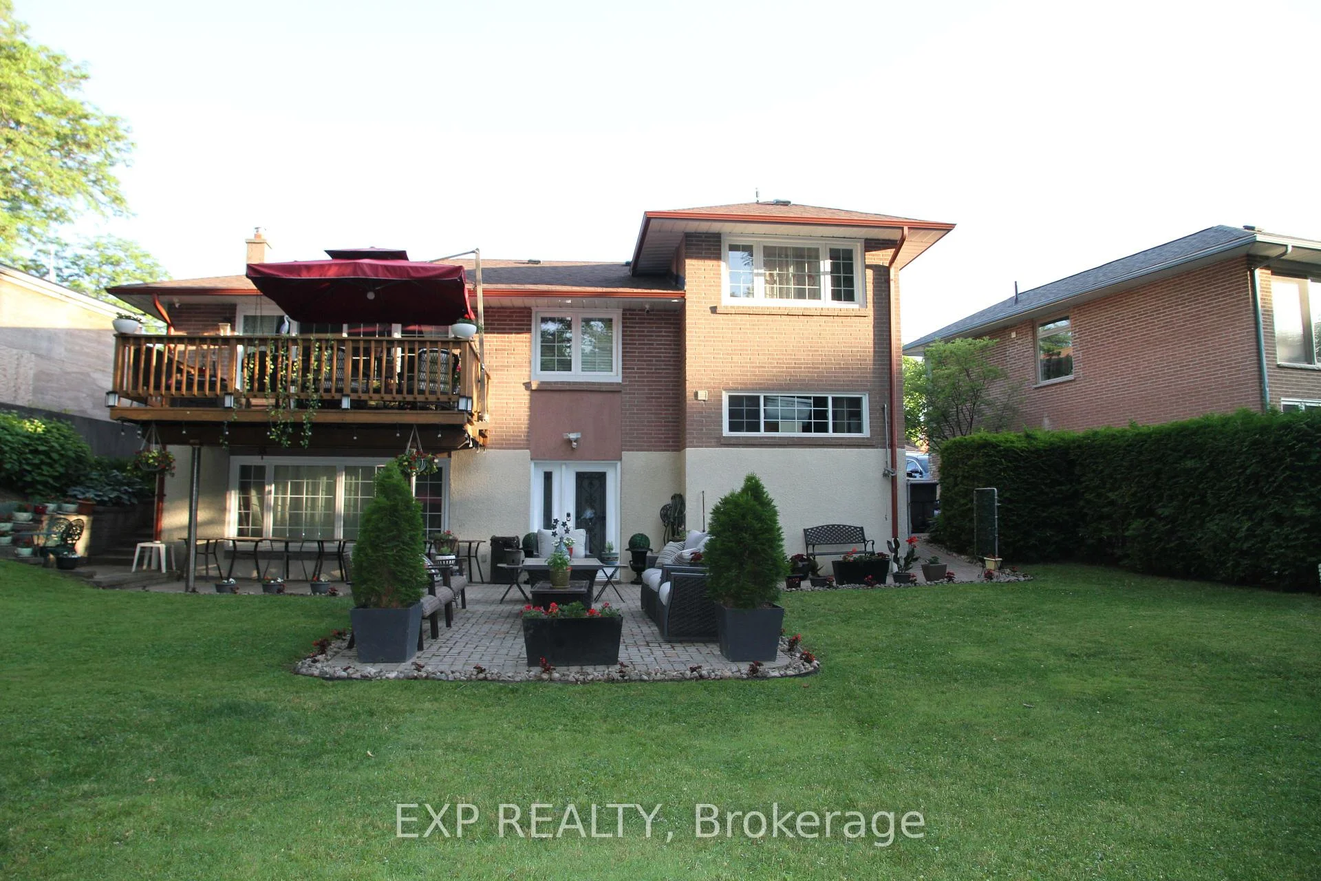 Photo 60 of 77 Letchworth Crescent, North York, Downsview-Roding-CFB — HOMEH