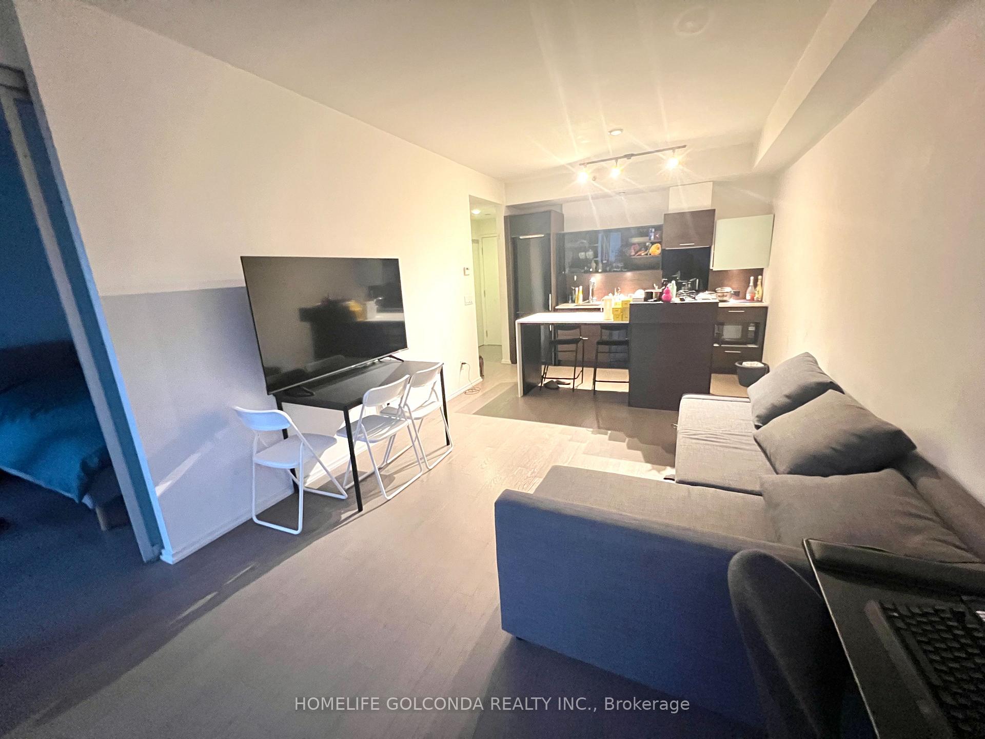 Photo 1 of Unit 1005, 75 St Nicholas Street, Toronto, Bay Street Corridor — HOMEH