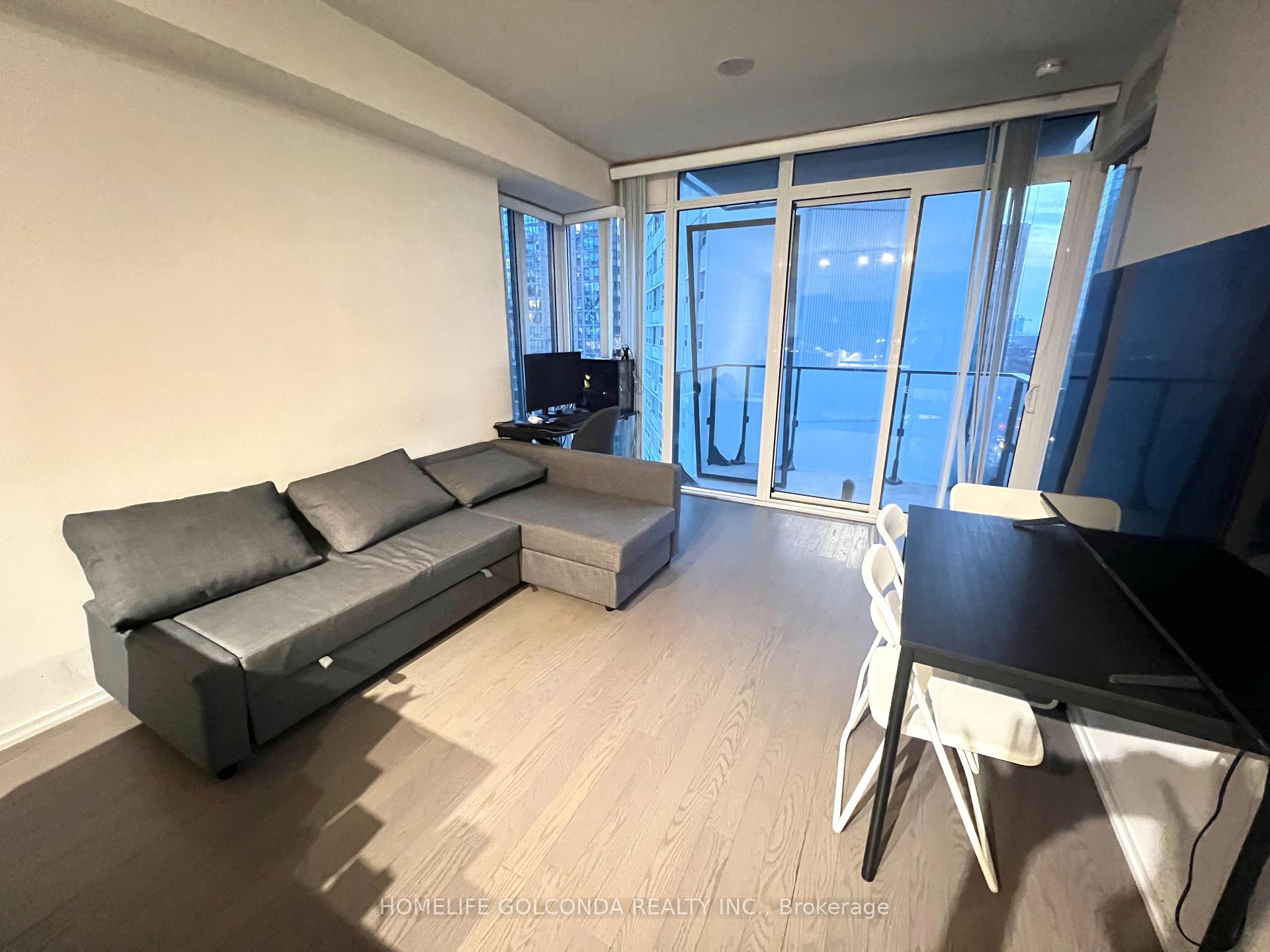 Photo 4 of Unit 1005, 75 St Nicholas Street, Toronto, Bay Street Corridor — HOMEH