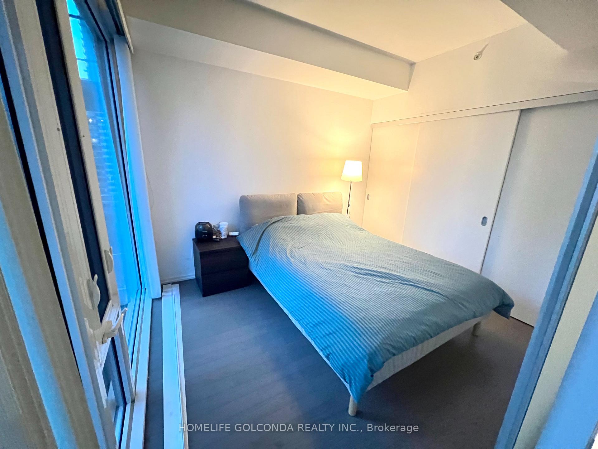 Photo 7 of Unit 1005, 75 St Nicholas Street, Toronto, Bay Street Corridor — HOMEH